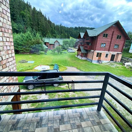 Під Магурою Hotel Vorokhta Eksteriør billede